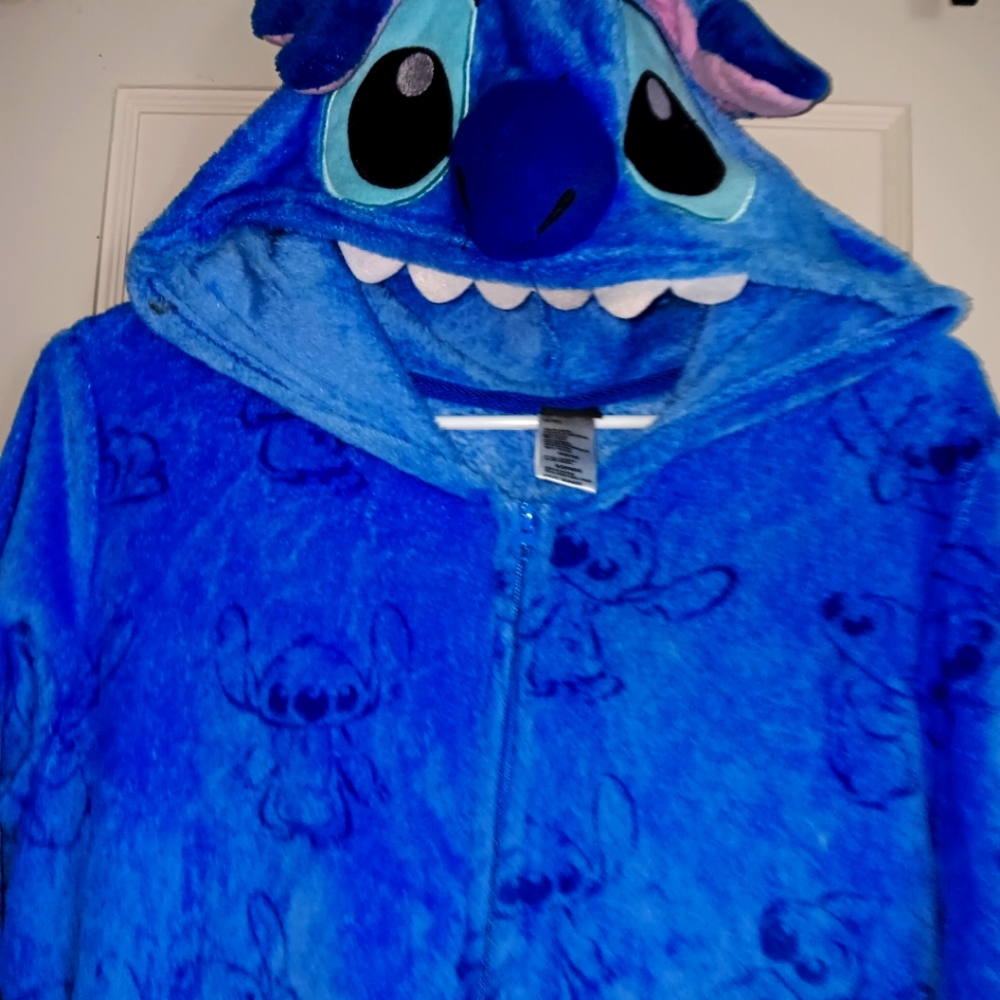 Size large Stitch all-in-one pajama set
